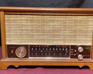 Vintage Zenith Wood Radio