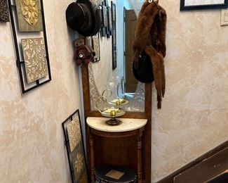 Vintage Entry/Hall Tree