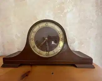 Vintage Mantle Clock