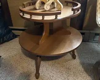 Vintage 2-tier End Table