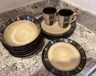Williams Sonoma Dinnerware 