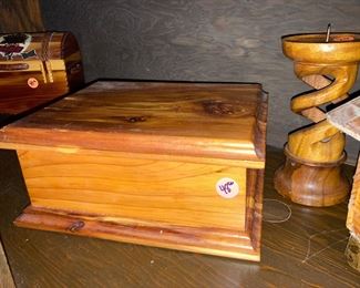 Hand made wood cabin, made by prisoner at Brushy Mountain prison 