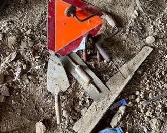 SMV, Sign, clevis and Brace and bit