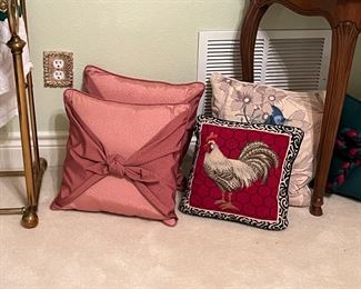 Throw Pillows