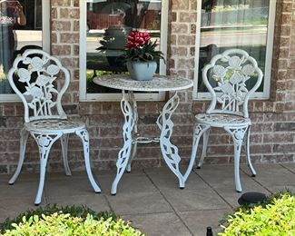 Rose Back Queen Anne style outdoor table and chairs