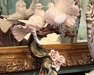 DOVE porcelain figurine by Florence 