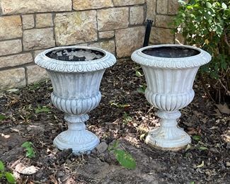 Yard planters