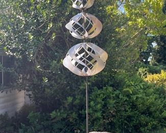 Metal Spinning Sculpture Yard Art