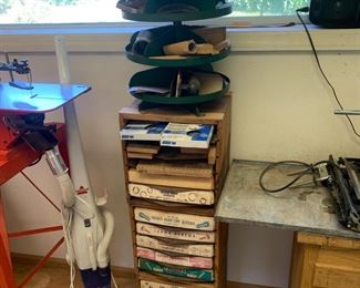 Workshop Storage & Swivel Store Hardware Display