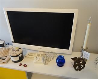 Haier TV/DVD. 24" LED/LEC241380W