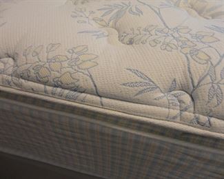 Laura Ashley Full Size mattress boxspring and frame