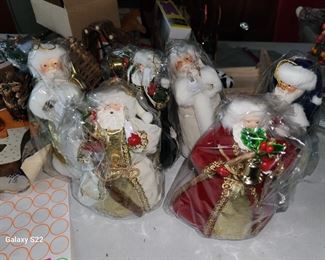 Lighted Santa Clauses'