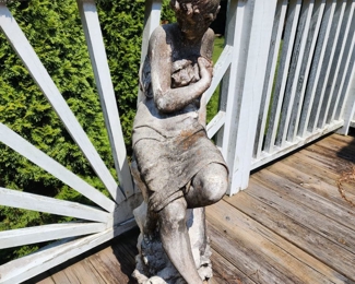 Solid Concrete Statue for yard