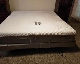 Temper-pedic riser bed with two remotes