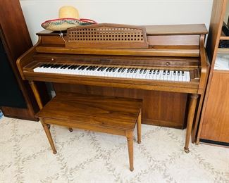 Vintage Piano