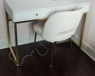 Contemporary desk & chair