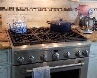 GE 6-burner Monogram gas range is 36" wide