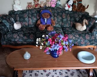 VERY NICE SOFA, COFFEE TABLE AND MORE