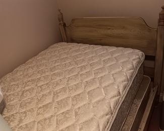 TWIN MATTRESS AND BED VERY CLEAN