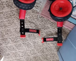 TRAINING WHEELS FOR BIKE