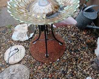 BIRD BATH OR TABLE