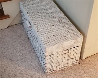 White wicker trunk