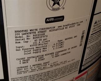 40 gallon natural gas hot water heater