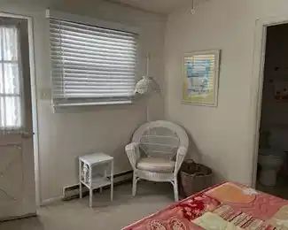 White wicker chair & table