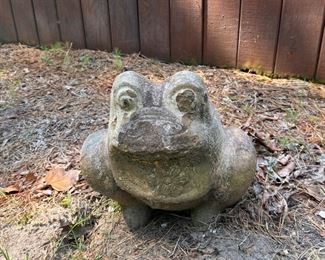 Weathered Frog Terracotta Planter