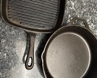 (2) Cast Iron Frying Pans