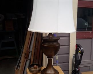Table lamp