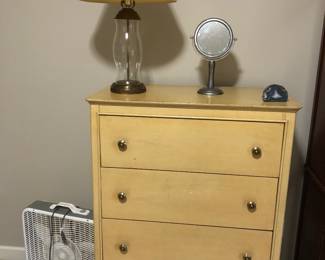 Vintage blonde dresser, lamp