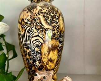 La vie Safari Design Porcelain Vase, Polished Agate Camel Figurine