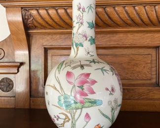 Chinese Porcelain Floral Design Vase