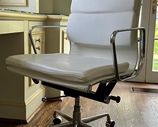 White Faux Leather And Chrome Rolling Desk Chair
