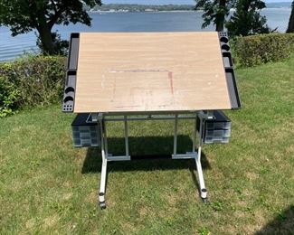 Art Table