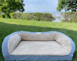 Orvis Dog Bed Blue And Tan
