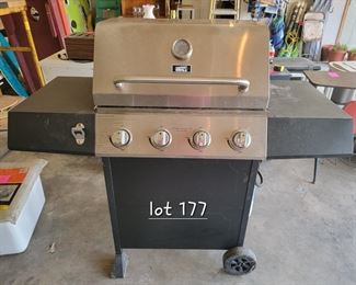Gas grill