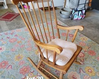 Rocking chair 