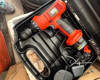 Black & Decker 9.6 Volt Drill 