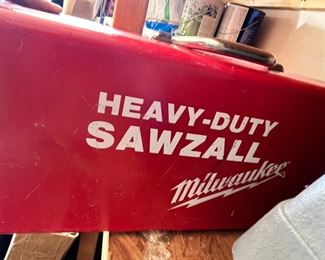 Milwaukee Heavy-Duty Sawzall 