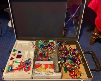 Mega Magnetic Building Kit with Case
