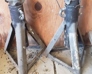 Pair Jack Stands