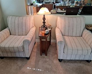 Big , comfortable & perfect condition !