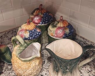 Pottery And Decorator items