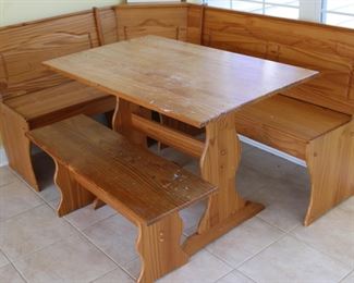 corner table and bench