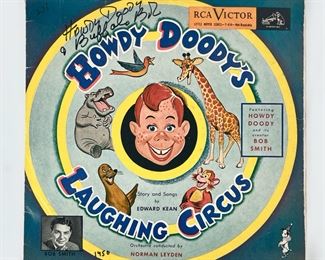 Signed Howdy Doody & Buffalo Bill Howdy Doody�s Laughing Circus Vinyl Records
