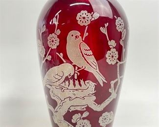Anchor Hocking Royal Ruby Hoover Bird Vase 9inch tall
