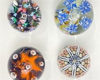 VINTAGE MILLIEFLORI STYLE & STRATHEARN CAITHNESS CONTROLLED BUBBLE ART GLASS PAPERWEIGHTS
