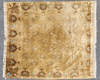 Exquisite Kargil Silk Area Rug Made in India
